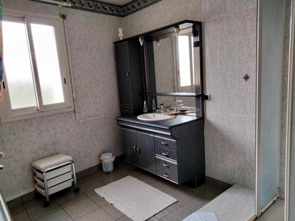 Chambre A Louer Chez L'Habitant Payre Bagian luar foto