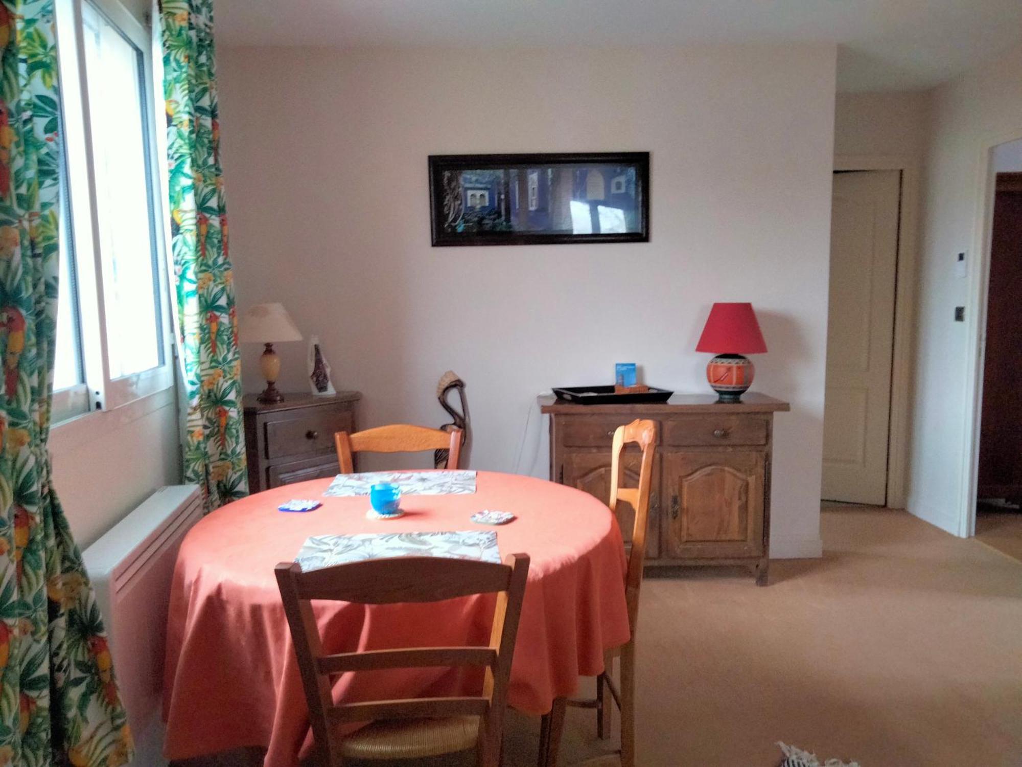Chambre A Louer Chez L'Habitant Payre Bagian luar foto
